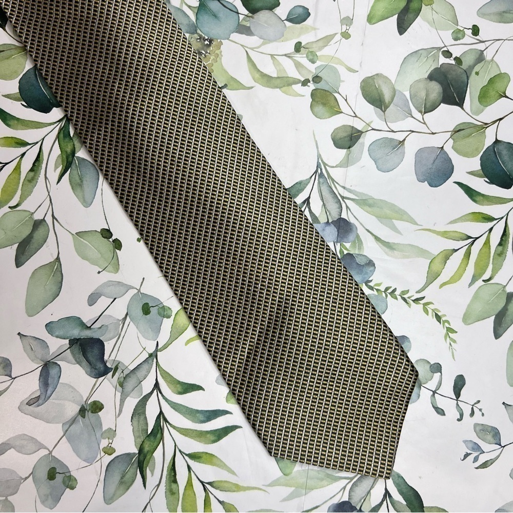 Christian Dior Gold & Black Geometric Printed Silk Neck Tie - Picture 3 of 7